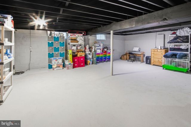 422 MULLICA HILL RD, Mullica Hill, NJ 08062