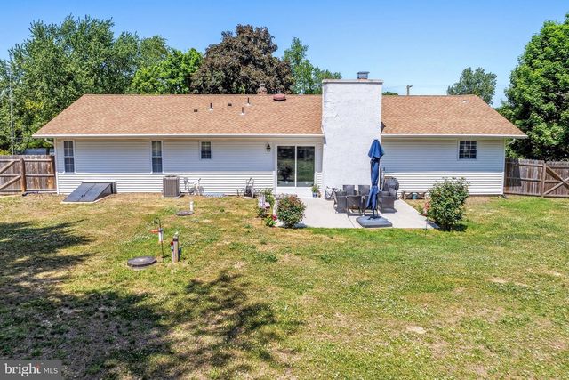 422 MULLICA HILL RD, Mullica Hill, NJ 08062