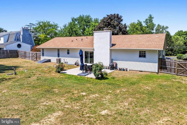 422 MULLICA HILL RD, Mullica Hill, NJ 08062