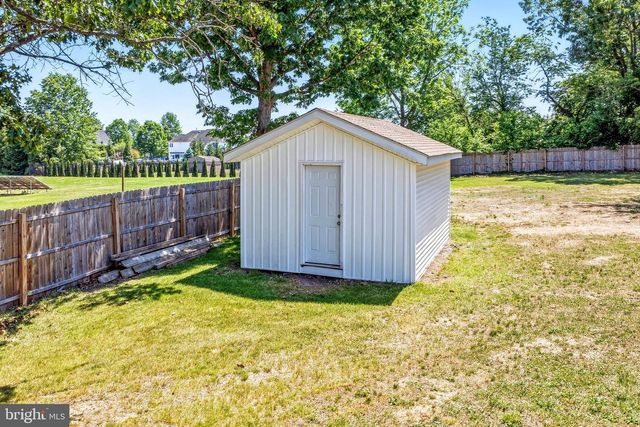 422 MULLICA HILL RD, Mullica Hill, NJ 08062