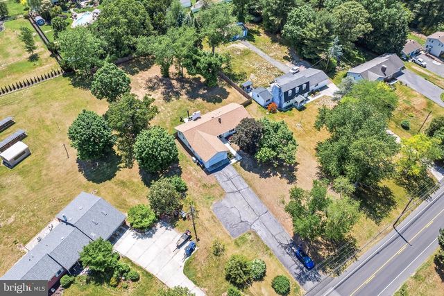 422 MULLICA HILL RD, Mullica Hill, NJ 08062