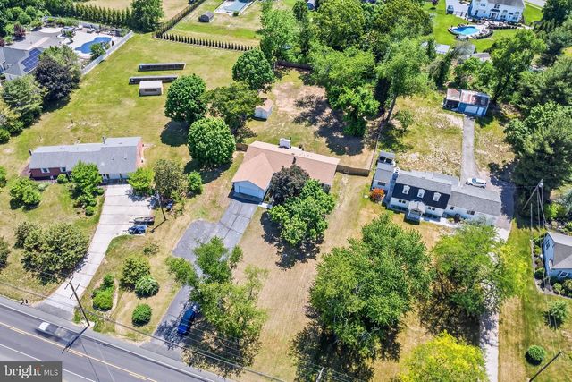 422 MULLICA HILL RD, Mullica Hill, NJ 08062