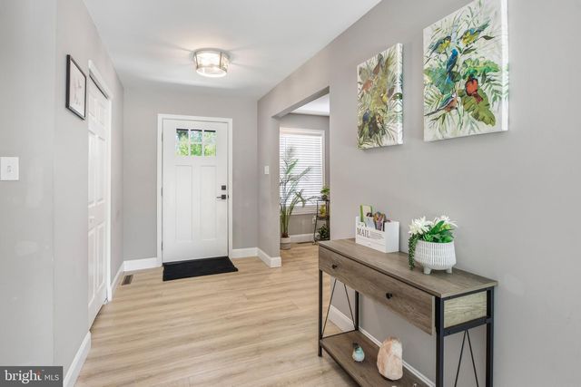 422 MULLICA HILL RD, Mullica Hill, NJ 08062