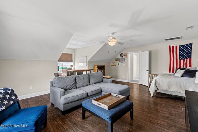 211 Gelynda Court, Holly Ridge, NC 28445