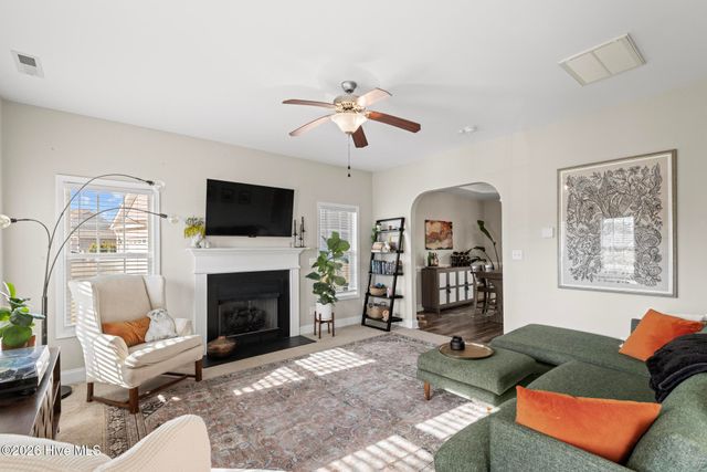 211 Gelynda Court, Holly Ridge, NC 28445