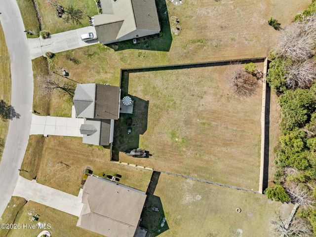 211 Gelynda Court, Holly Ridge, NC 28445
