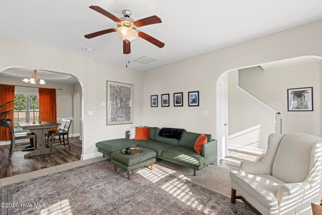 211 Gelynda Court, Holly Ridge, NC 28445