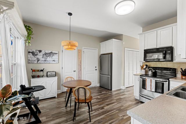 211 Gelynda Court, Holly Ridge, NC 28445