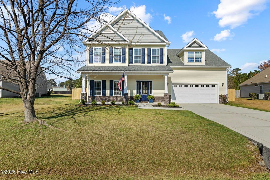 211 Gelynda Court, Holly Ridge, NC 28445