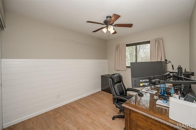 1226 Kings Trail Lane, Fenton, MO 63026