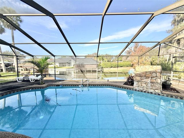 1813 MAINE COURT, Tavares, FL 32778