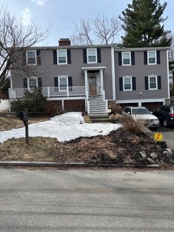 34 Robinhood Road, Winchester, MA 01890