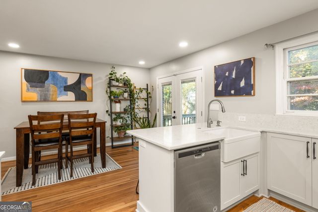 811 Whelchel Drive, Decatur, GA 30033