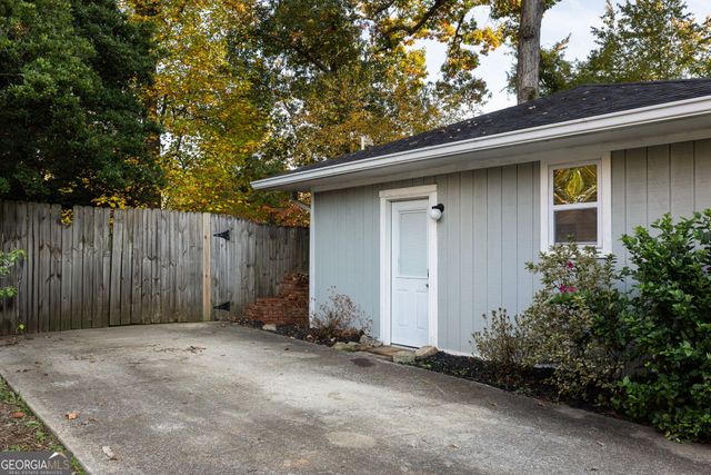 811 Whelchel Drive, Decatur, GA 30033