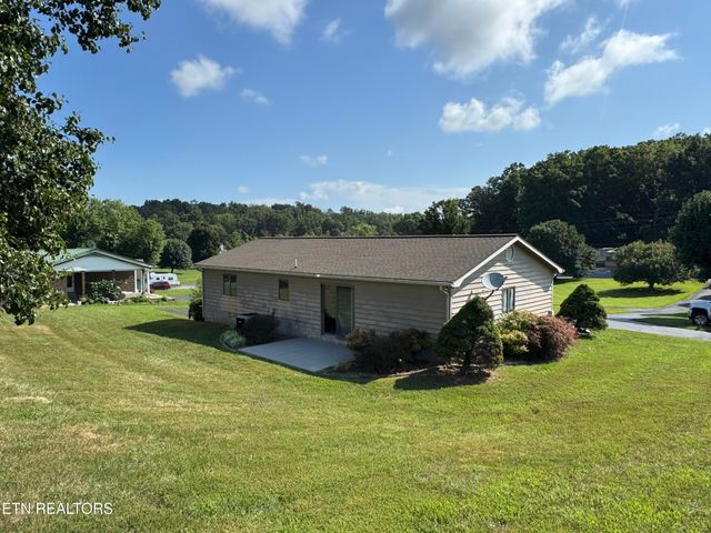 1249 Green Acres Drive, Newport, TN 37821
