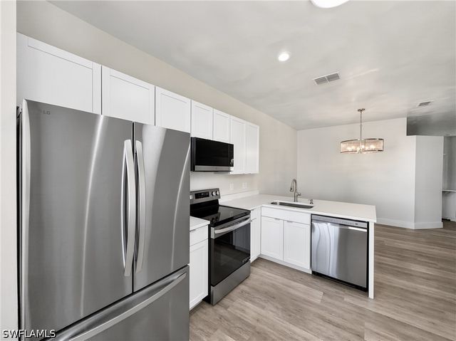 9750 Sassafras CT, Estero, FL 33928