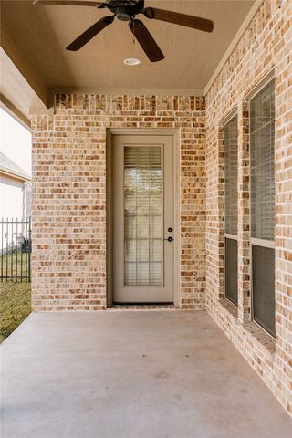 1909 Debbie, Bryan, TX 77802