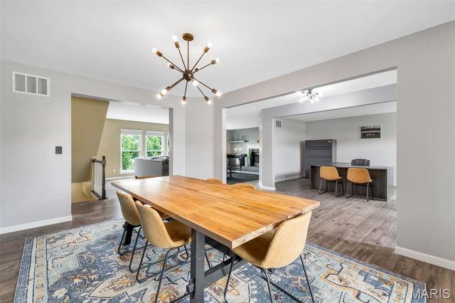 6 Parsons Creek Court, O'fallon, MO 63366