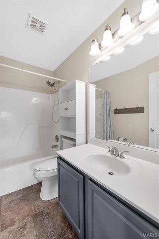 6 Parsons Creek Court, O'fallon, MO 63366