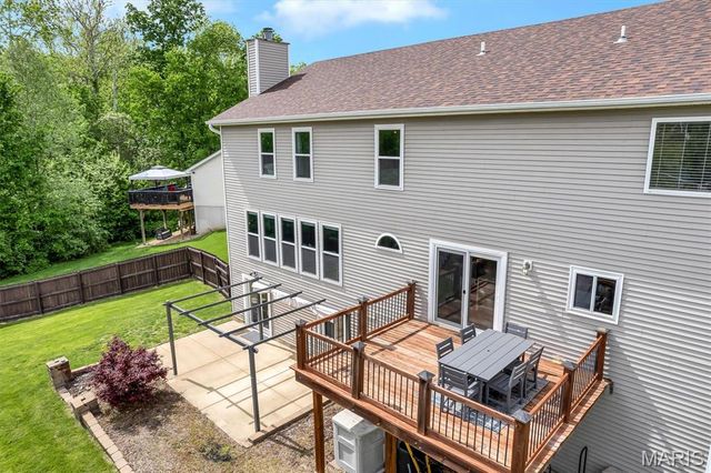6 Parsons Creek Court, O'fallon, MO 63366