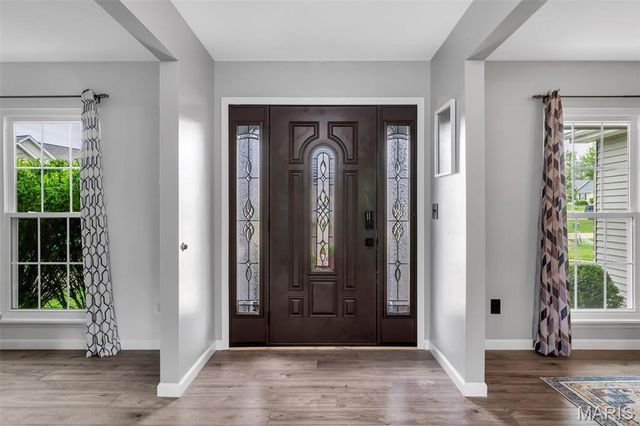 6 Parsons Creek Court, O'fallon, MO 63366