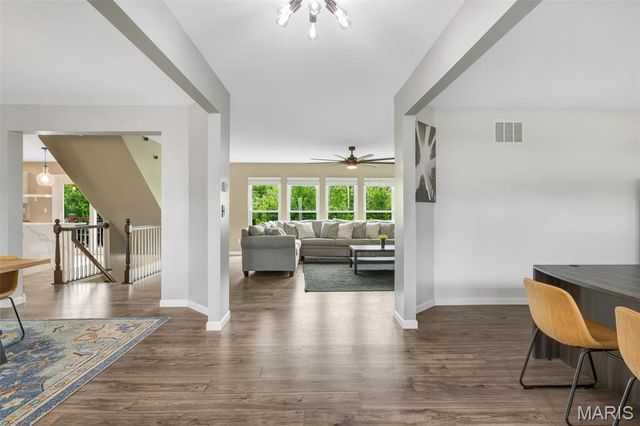 6 Parsons Creek Court, O'fallon, MO 63366