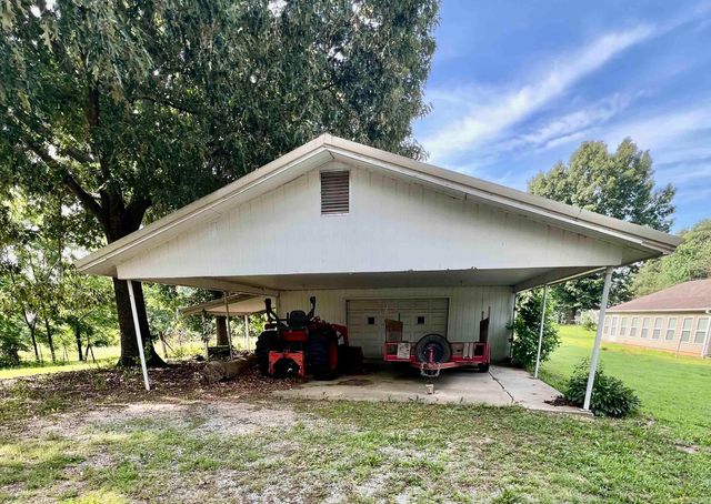 2505 Mount Carmel Road, Paragould, AR 72540