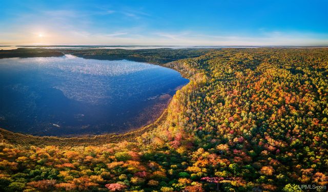 6920 N Lake Six Road, Mercer C-wi, WI 54547