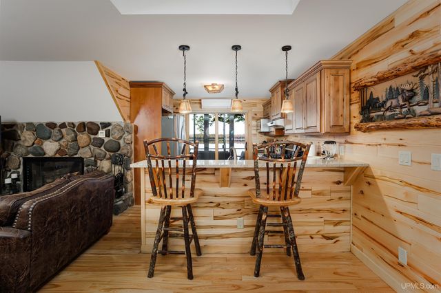 6920 N Lake Six Road, Mercer C-wi, WI 54547