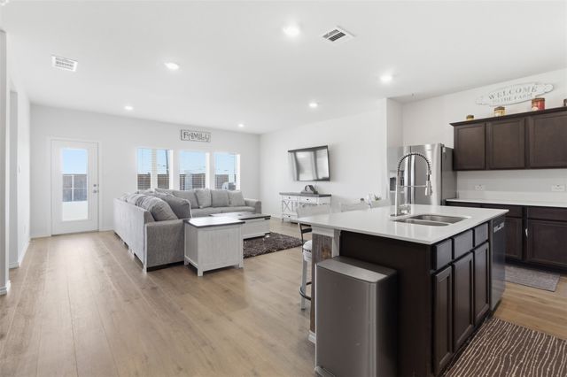 809 Sunlight Loop, Princeton, TX 75407