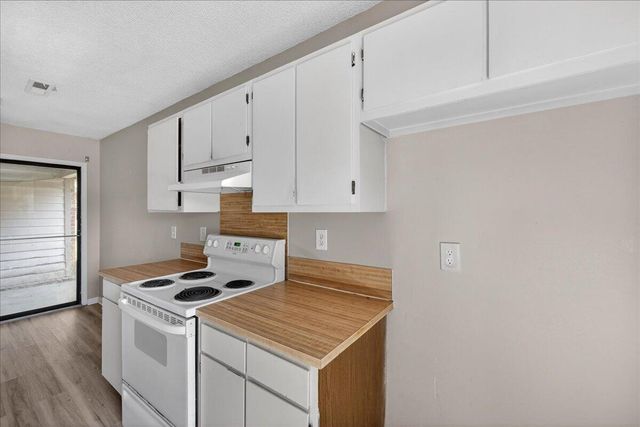 719 Temple Road B, Ladson, SC 29456