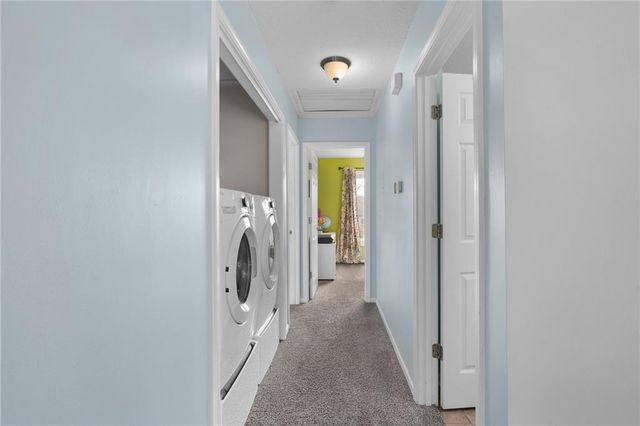 15604 Pebble Terrace, Basehor, KS 66007