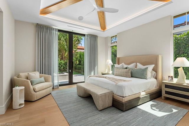 777 Broad CT S, Naples, FL 34102