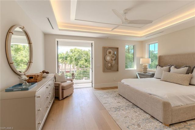 777 Broad CT S, Naples, FL 34102