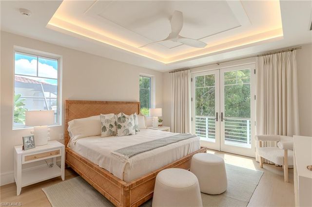 777 Broad CT S, Naples, FL 34102