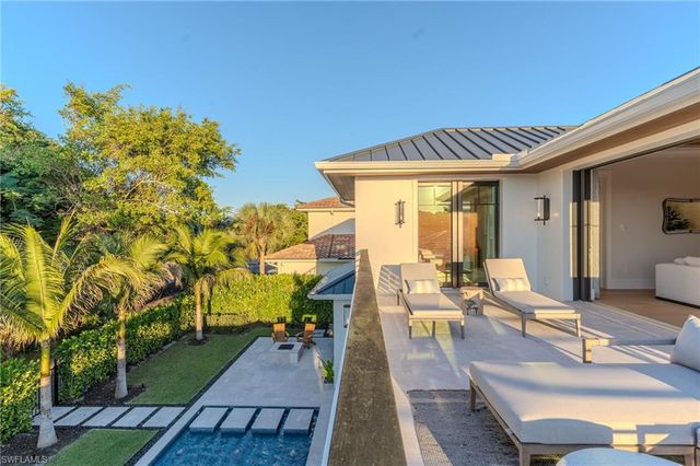 777 Broad CT S, Naples, FL 34102