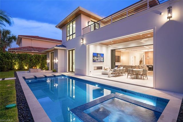 777 Broad CT S, Naples, FL 34102