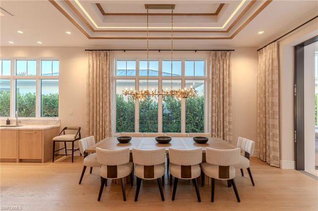 777 Broad CT S, Naples, FL 34102