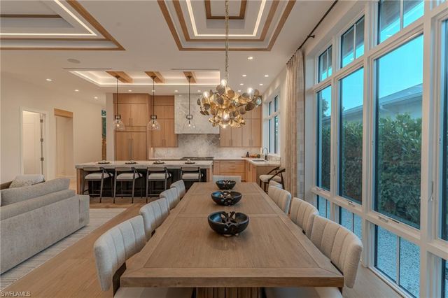 777 Broad CT S, Naples, FL 34102