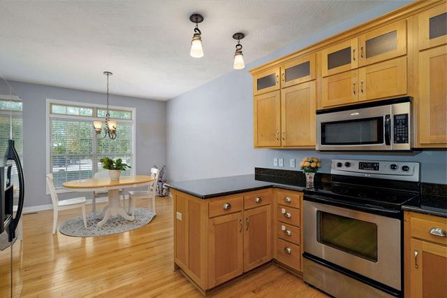 3119 W Melbourne Street, Springfield, MO 65810