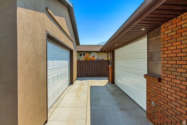 2463 E ARNETT DR, Millcreek, UT 84109