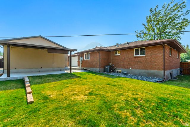 2463 E ARNETT DR, Millcreek, UT 84109