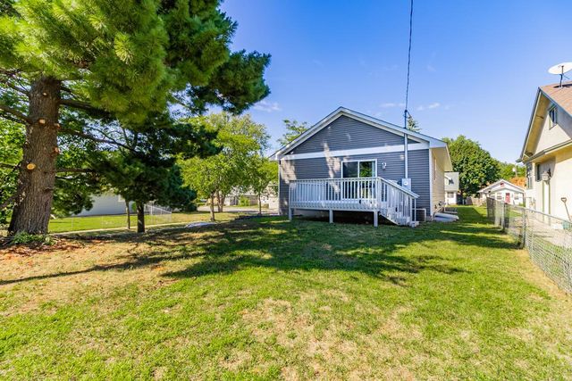 1662 Minnehaha Avenue E, Saint Paul, MN 55106