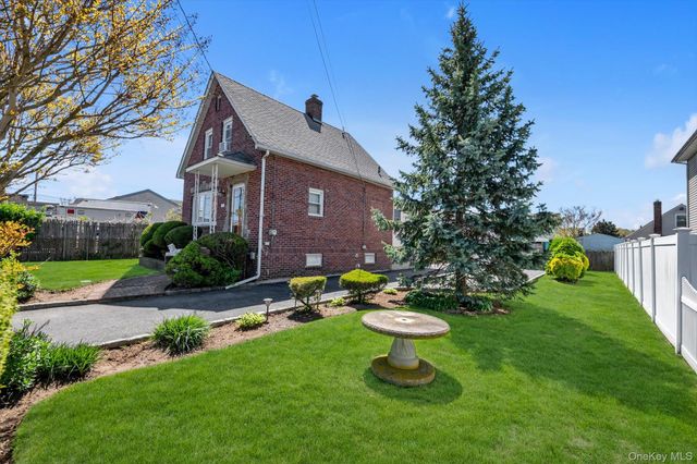 1353 Kiefer Avenue, Elmont, NY 11003