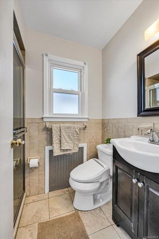 1353 Kiefer Avenue, Elmont, NY 11003