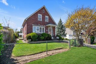 1353 Kiefer Avenue, Elmont, NY 11003