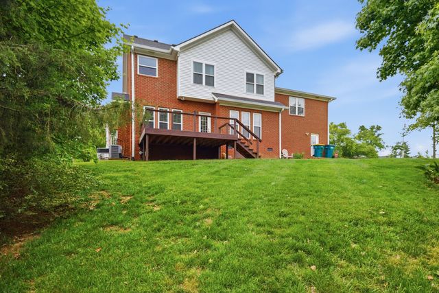 2801 Tweed Pl, Thompsons Station, TN 37179