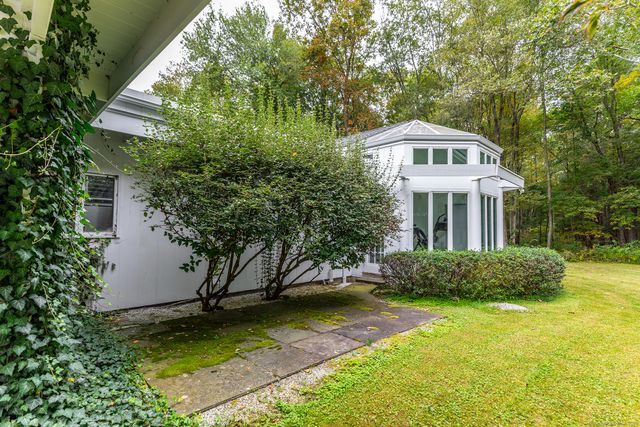 116 Wellers Bridge Road, Roxbury, CT 06783