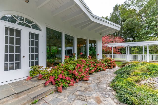 116 Wellers Bridge Road, Roxbury, CT 06783