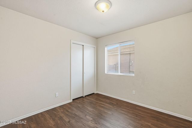 8271 S Via Del Forjador, Tucson, AZ 85747